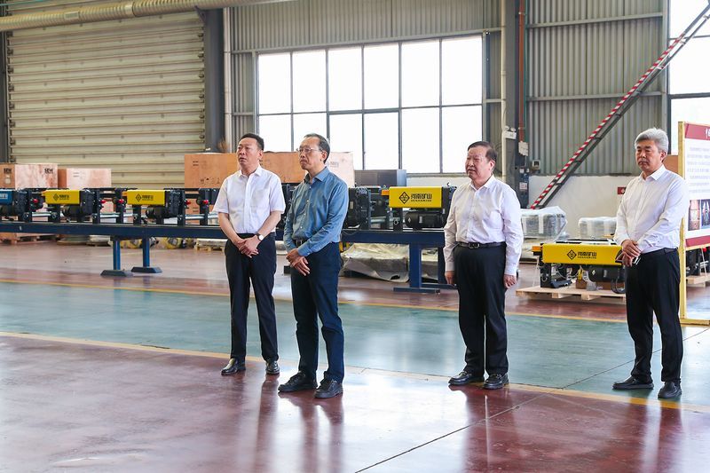 河南省副省长李涛莅临河南矿山智能产业园调研